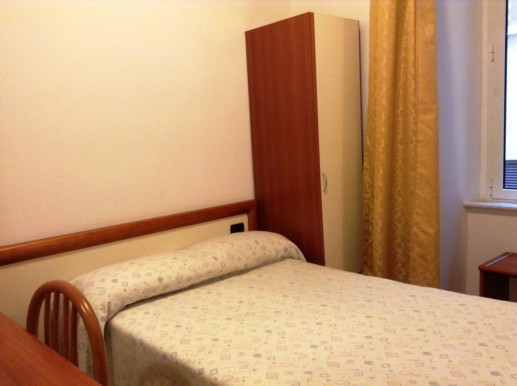 Ricci Hotel 2*